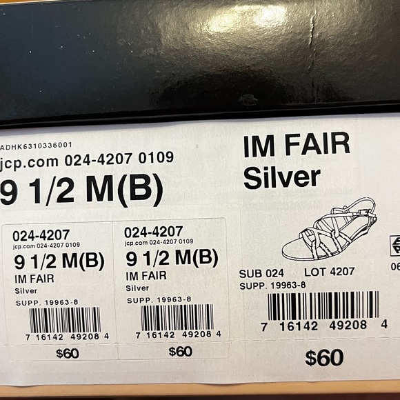 I Miller silver sparkle shoes size 9 1/2 M - Picture 2 of 6